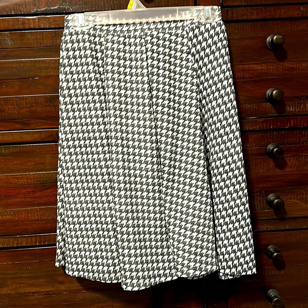 Lularoe Houndstooth Skirt